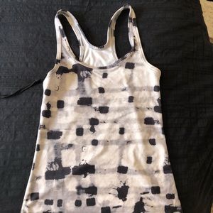Lululemon tank top